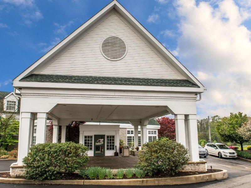 Quality Inn Pittsburgh Airport Oakdale Екстериор снимка