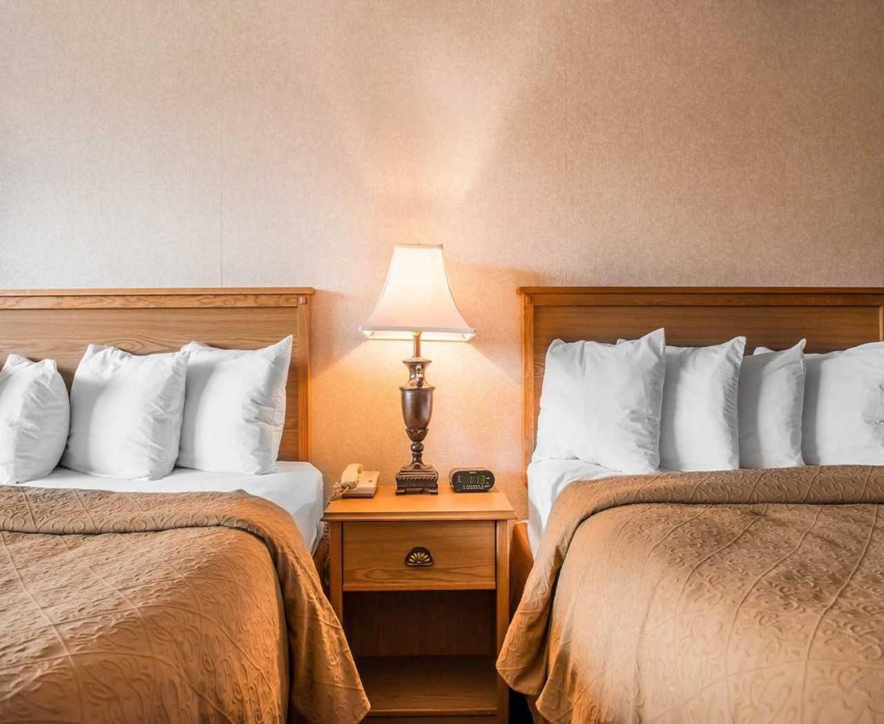 Quality Inn Pittsburgh Airport Oakdale Екстериор снимка